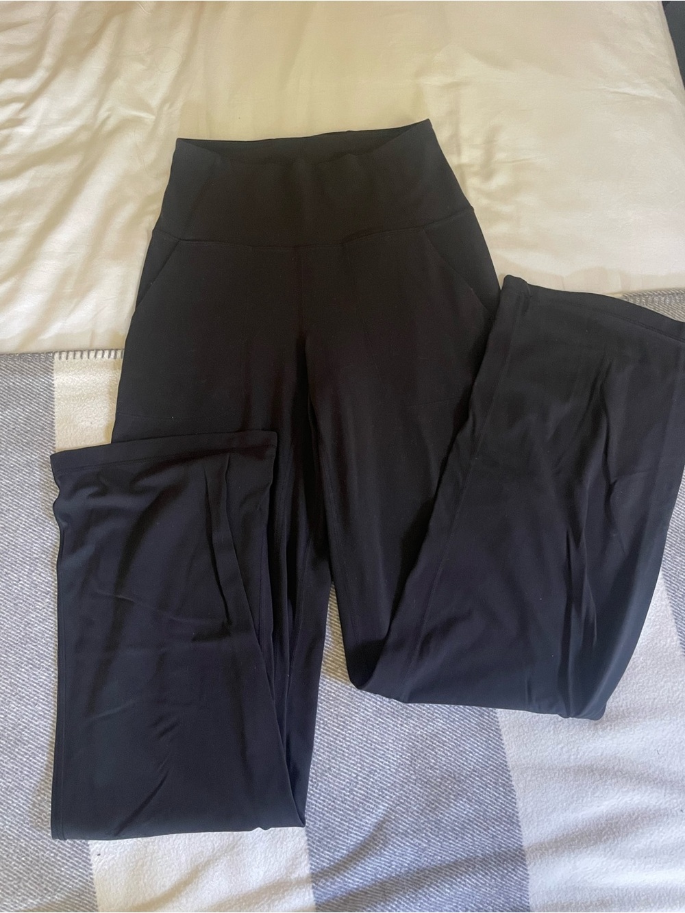 Lululemon Women's Black High-Waist Wide-Leg